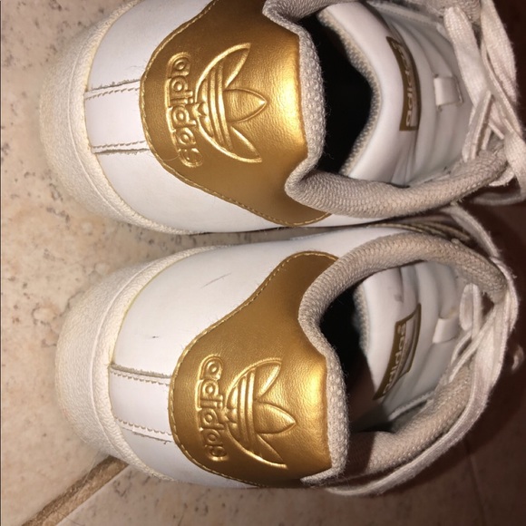 Gold Adidas - Picture 3 of 4
